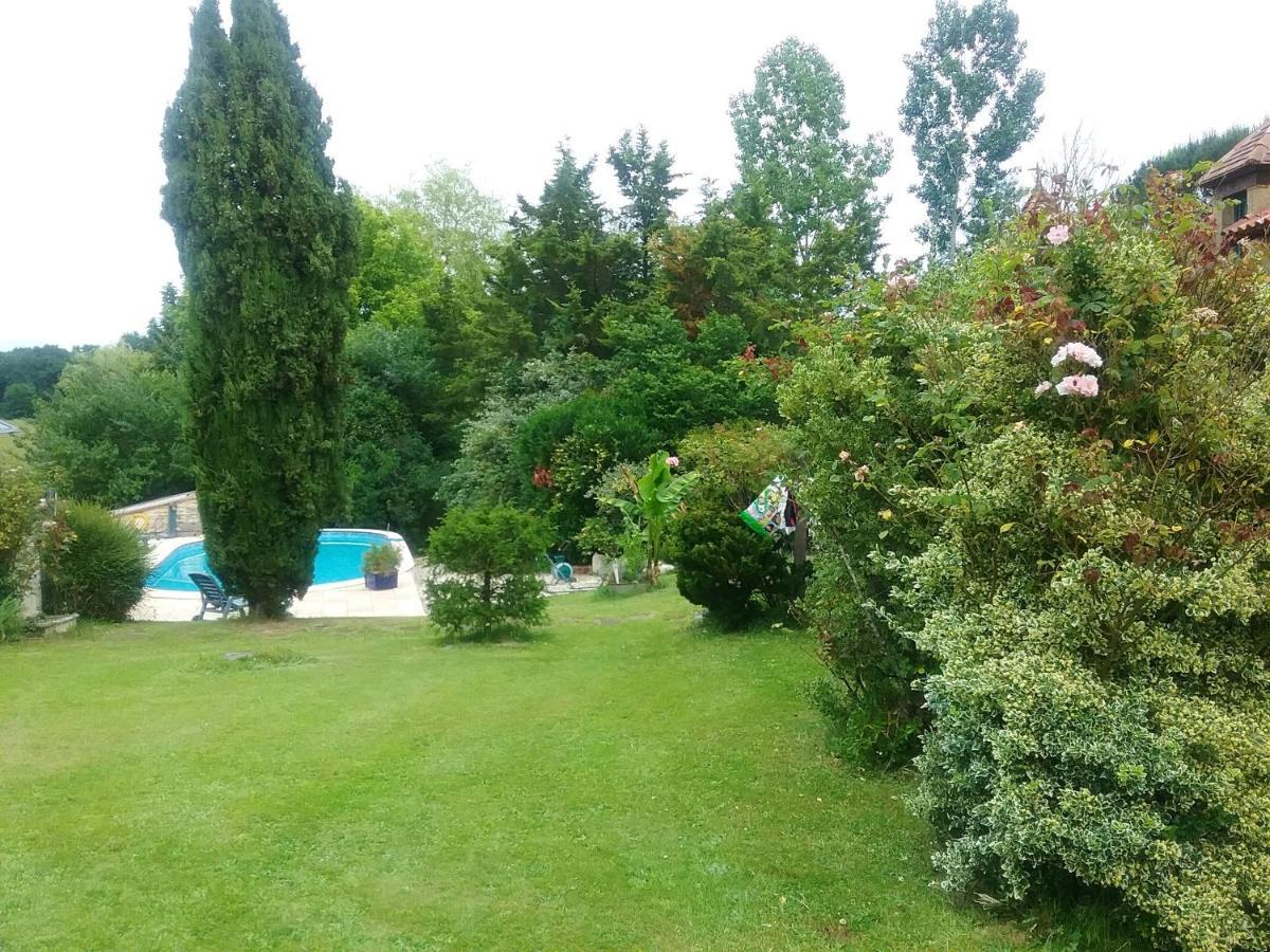 Villa Charmante A Bosset Avec Piscine Partagee Exterior foto
